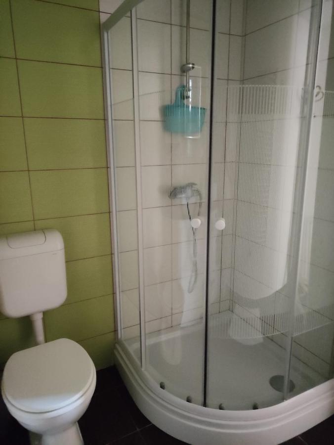 Patak28 Apartmanok Шопрон Экстерьер фото