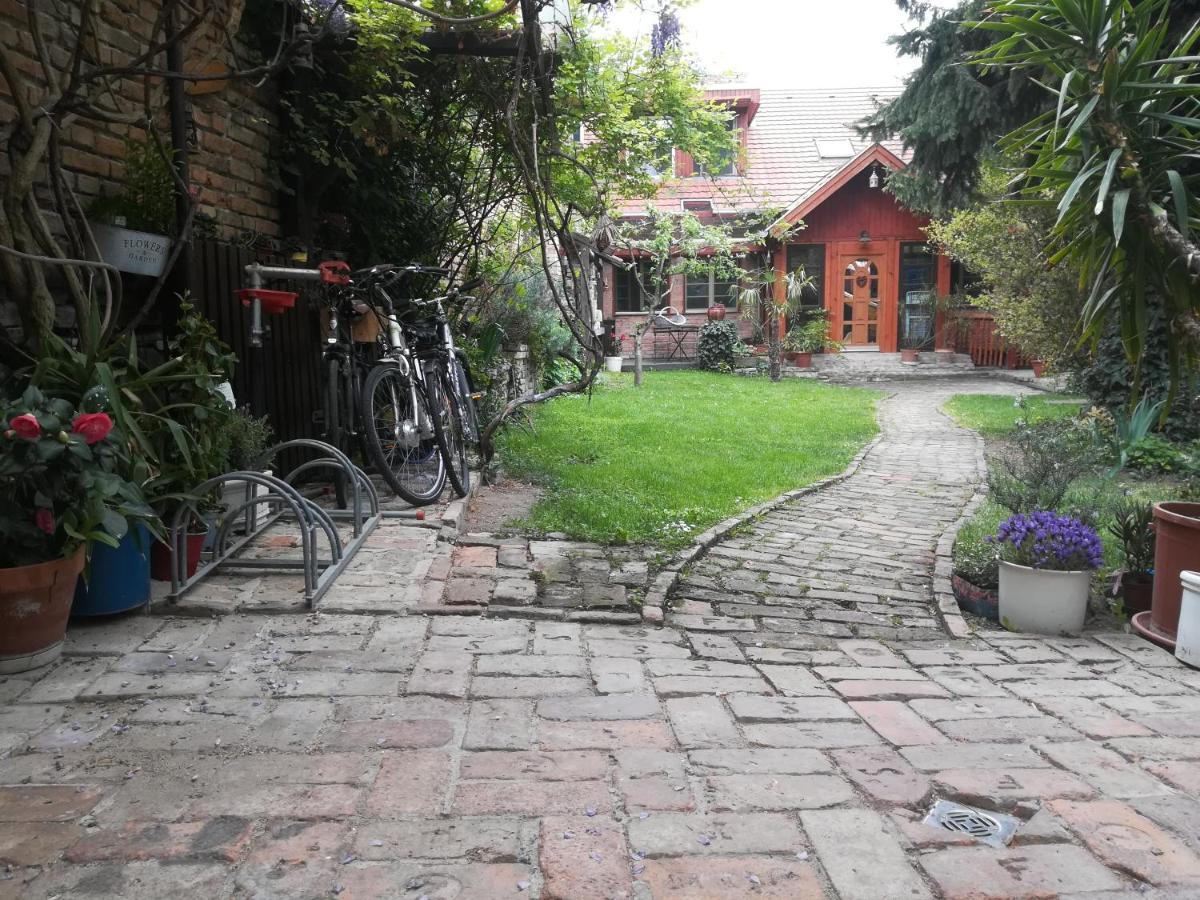 Patak28 Apartmanok Шопрон Экстерьер фото