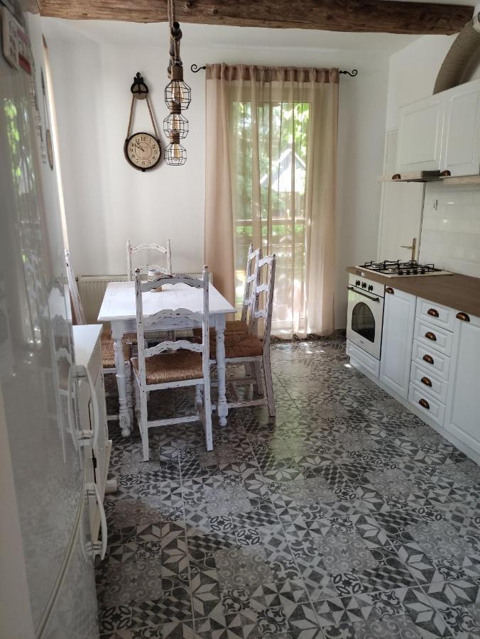Patak28 Apartmanok Шопрон Экстерьер фото