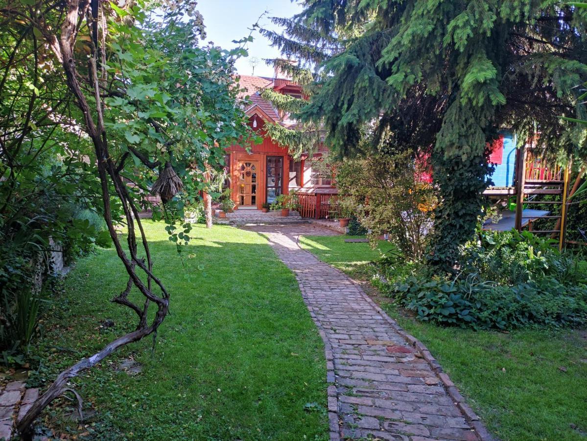 Patak28 Apartmanok Шопрон Экстерьер фото